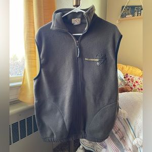 Vintage outdoors Yellowstone fleece vest